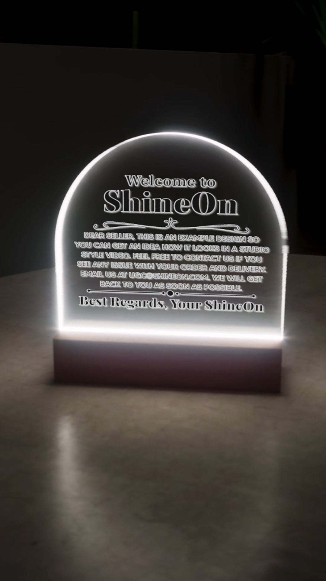 Acrylic Dome Plaque Colored Print Studio Quality With Wooden Base LED RGB - Indoor Scene - 3D